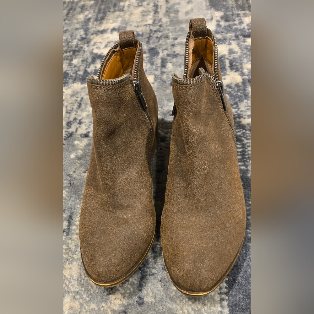 Lnwot Lucky Brand bartalino bootie Sz 9. Light brown. Zipper detail. - Picture 7 of 8
